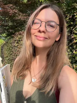 A profile image of llsbet